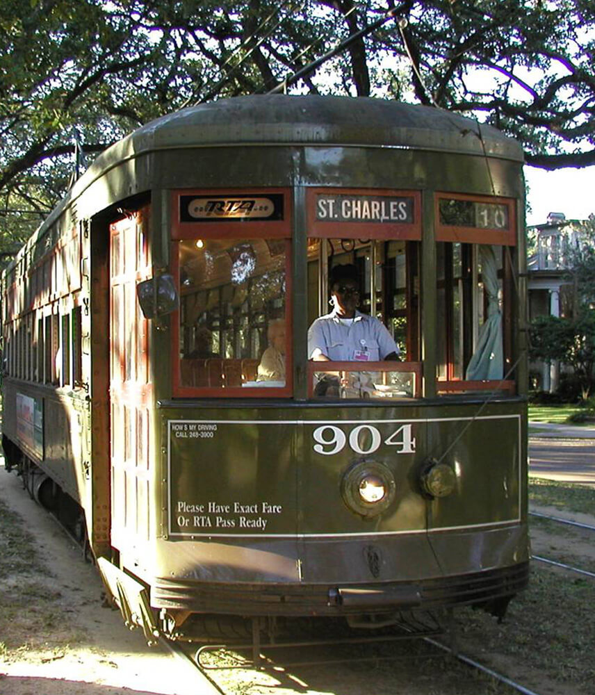 Streetcar in St. Charles