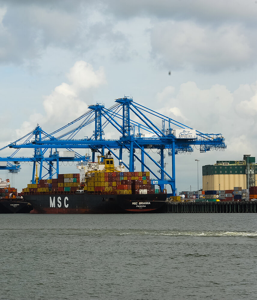 A port in New Orleans hosts incoming ships
