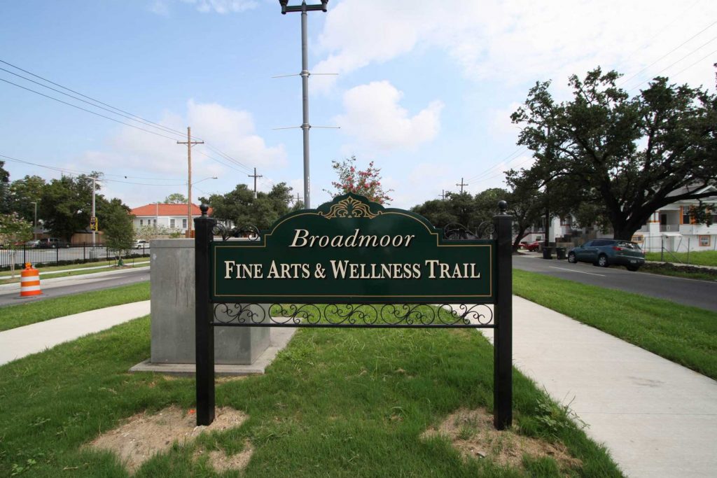 Broadmoor fine arts and wellness trail sign in greater New Orleans, LA